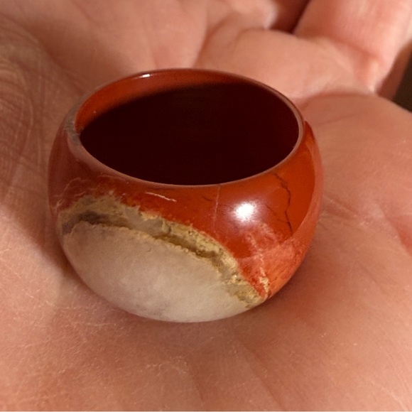 Vintage carnelian and white quartz Solid Stone Wide Band Ring - Picture 3 of 16